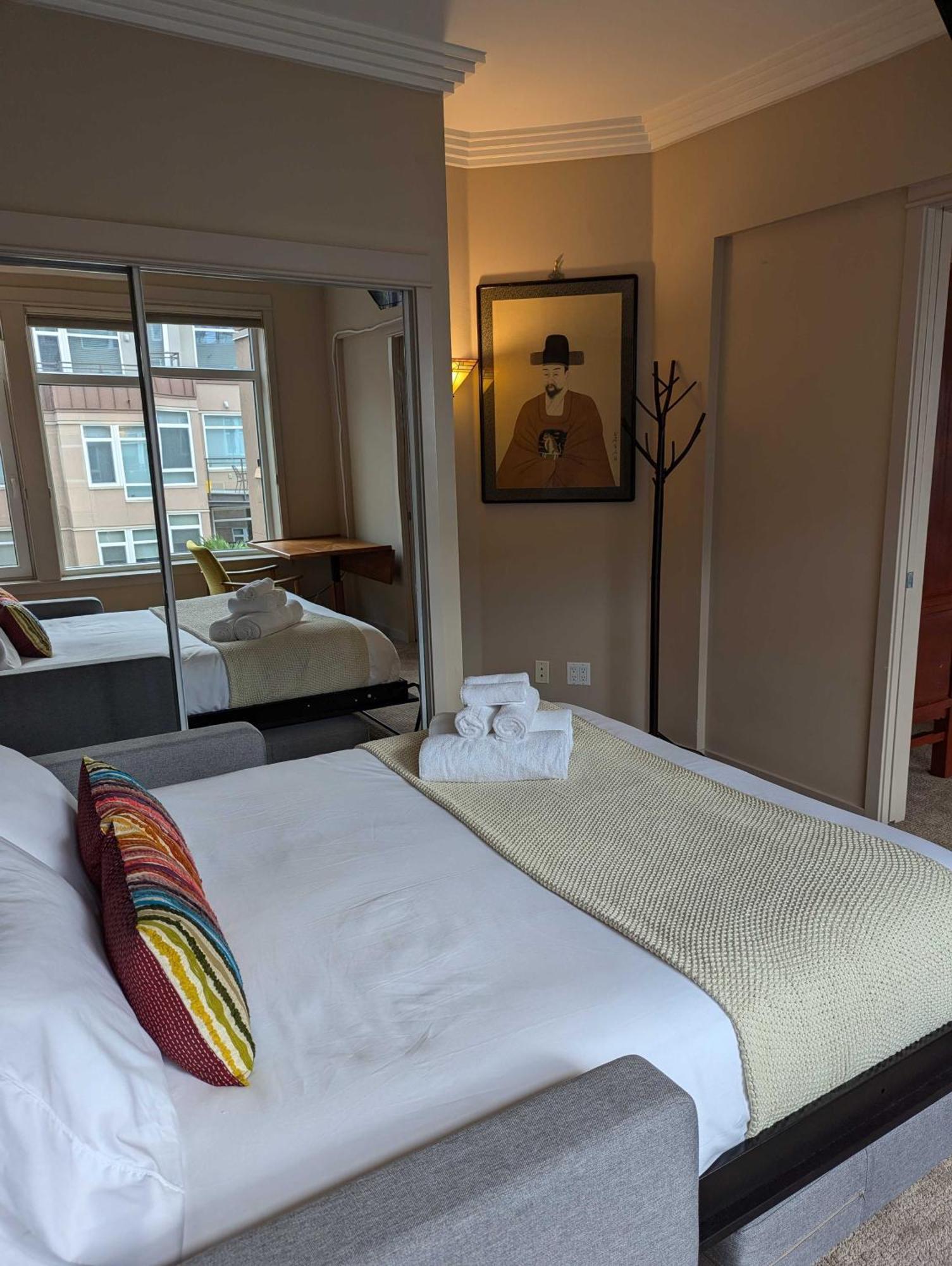 New Downtown 2 Beds, 2 Baths Waterfront Alaska 335 Seattle Dış mekan fotoğraf