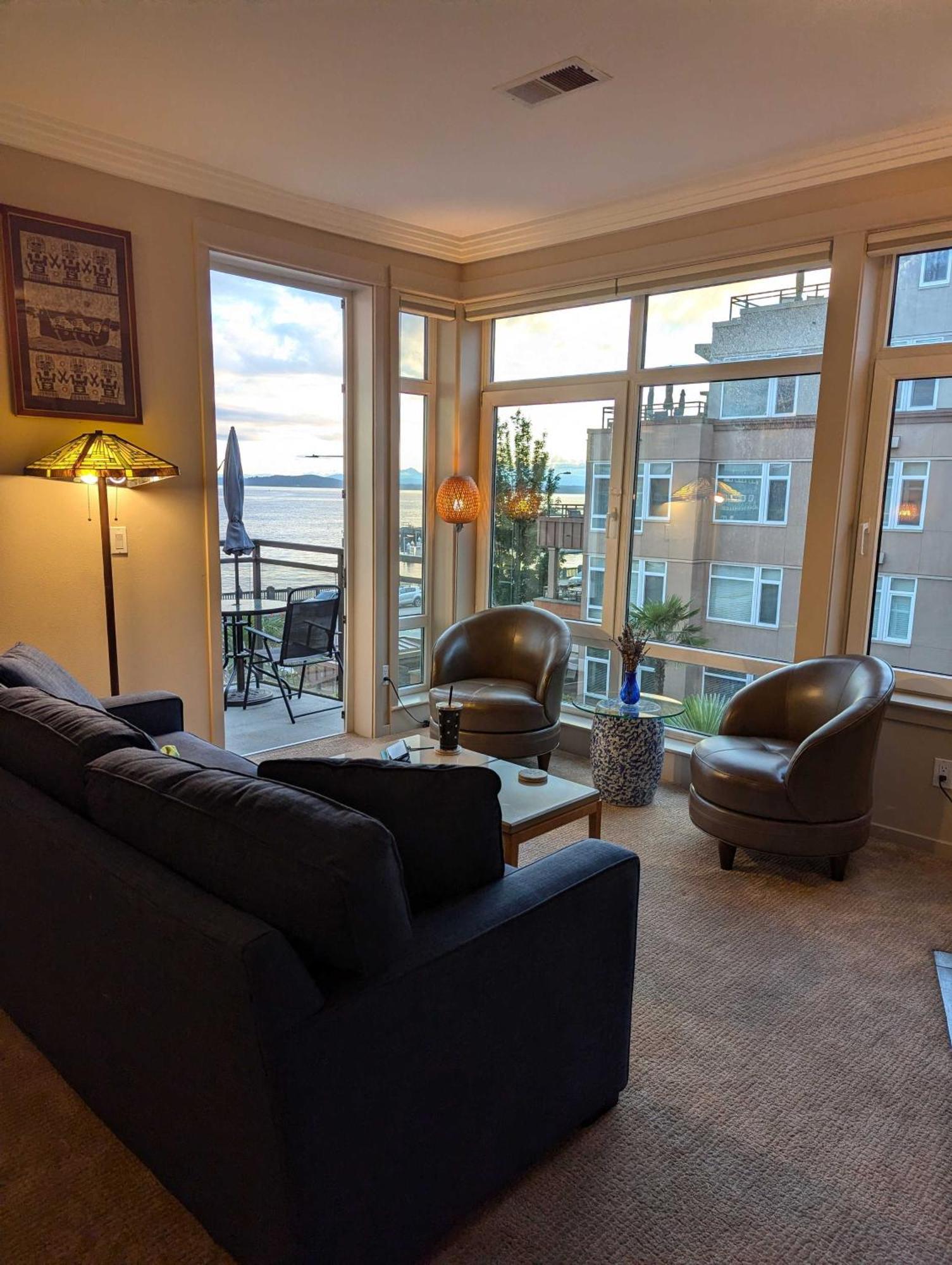 New Downtown 2 Beds, 2 Baths Waterfront Alaska 335 Seattle Dış mekan fotoğraf
